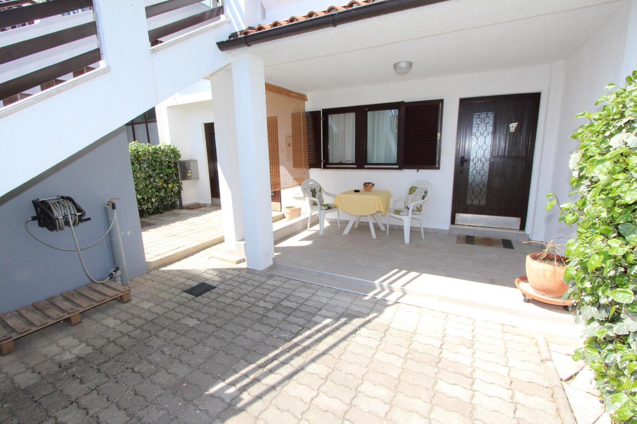 Apartment Irena Pula Zewnętrze zdjęcie