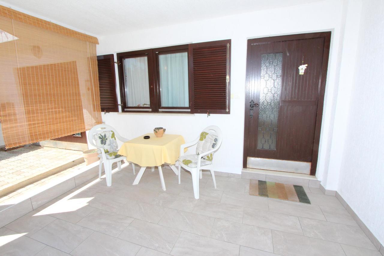 Apartment Irena Pula Zewnętrze zdjęcie